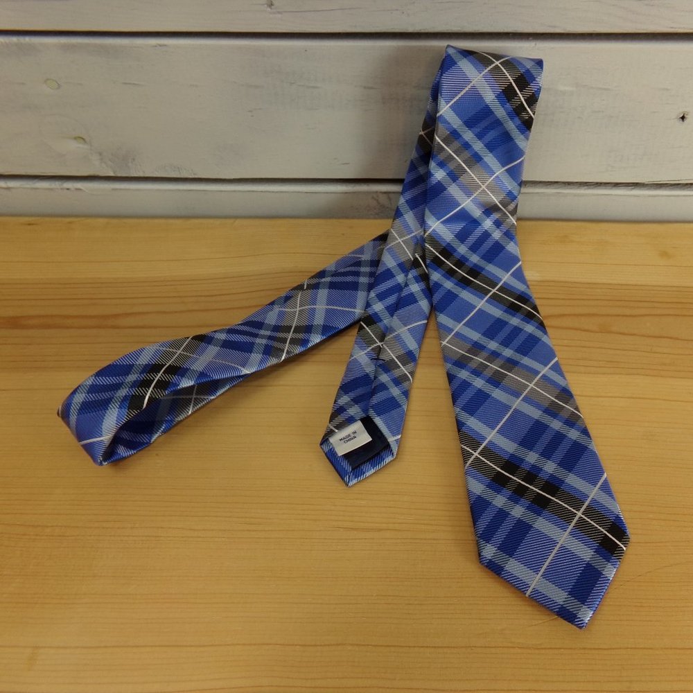 IZOD Men's Blue Plaid Skinny Tie - 54" x 2.5" NWOT